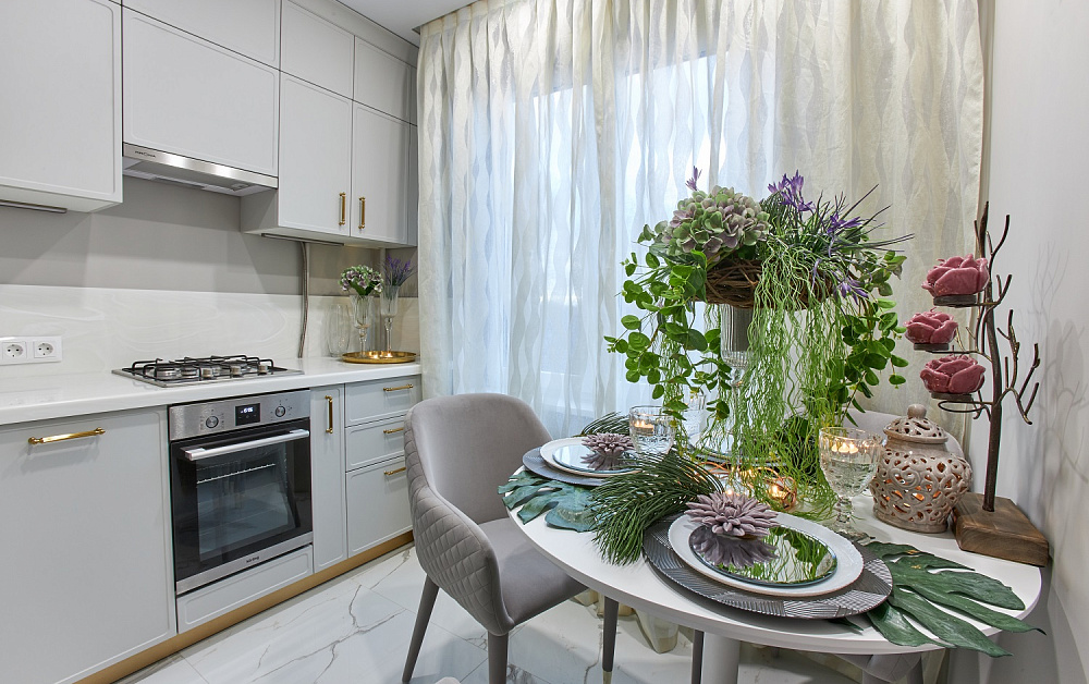 Светло-серия кухня для Розы Сябитовой